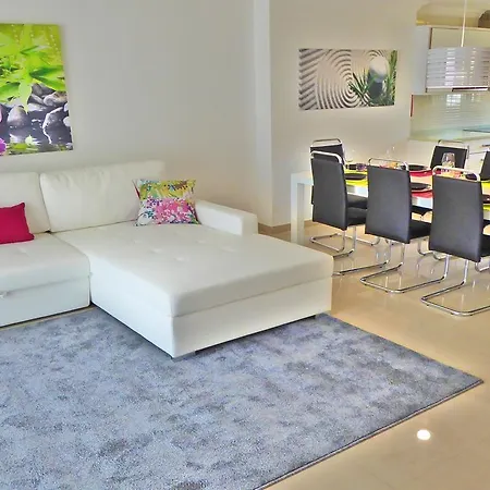 3 Bedroom, Luxury Holiday Fonte Verde, Vilamoura, Golf Nearby. * בולקיאמה